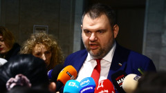 Пеевски приглася на Борисов: Честито на коалицията на пудела