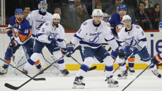 Тампа Бей удържа първото място в генералното класиране на НХЛ