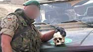 Заради гавра Германия уволнява двама свои войници от Афганистан