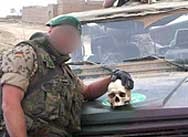 Заради гавра Германия уволнява двама свои войници от Афганистан