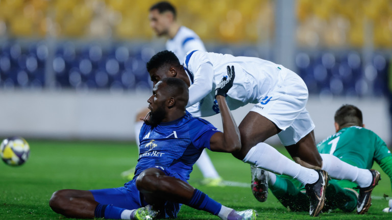 Левски - Септември, домакините се забавляват след почивката