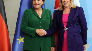 Словакия се разсърди на Брюксел заради Гърция