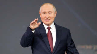 Руският президент Владимир Путин шеговито заяви че ще проведе сериозен