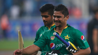 Пакистанският играч на крикет Халид Латиф беше наказан за пет