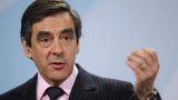 Саркози отпадна от изборите на френската десница, води Фийон 