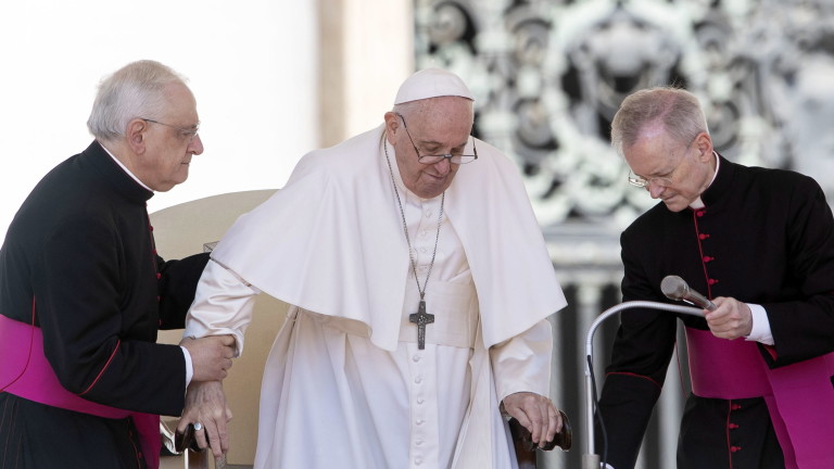 Папа Франциск няма да спре въпреки скорошните здравословни проблеми, които