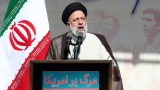  Иран показа новото си въоръжение на боен церемониал 
