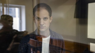 Руски съд съобщи днес че е удължил срока на задържането