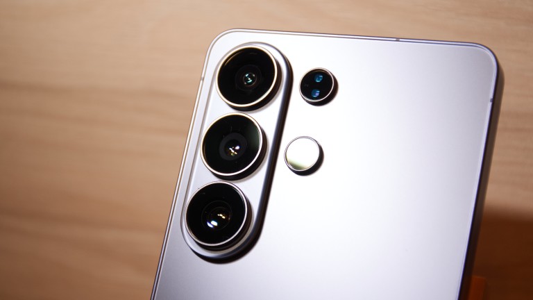 Samsung Galaxy S26 Ultra: Таен (AI) агент