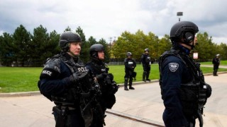 Въоръжен мъж който се опитал да проникне в офиса на