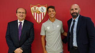 Севиля привлече поредното си ново попълнение Испанският клуб се подсили