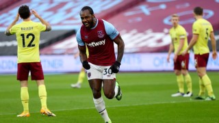 Уест Хем записа втората си поредна победа във Висшата лига