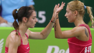 Габриела и Стефани Стоеви започнаха със загуба участието си на Олимпийските игри 