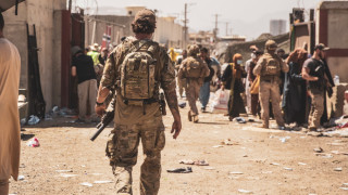 Иран поднови износа на горива към Афганистан предава The Wall