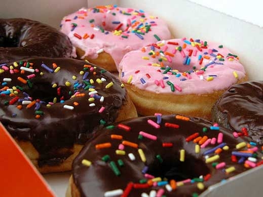 60 години понички от Dunkin Donuts
