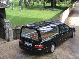 Манипулации на пазара на погребални услуги в Бургас