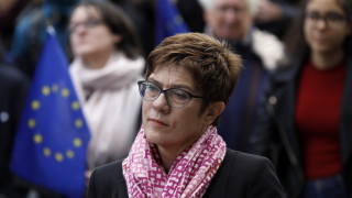 Популистите продават европейските интереси Това предупреждение отправи лидерът на Християндемократическия