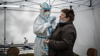 Масовото тестване за коронавирус и програмата за поставяне под карантина