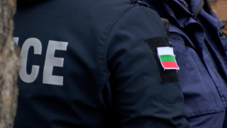 Труп на мъж е открит в контейнер за смет в