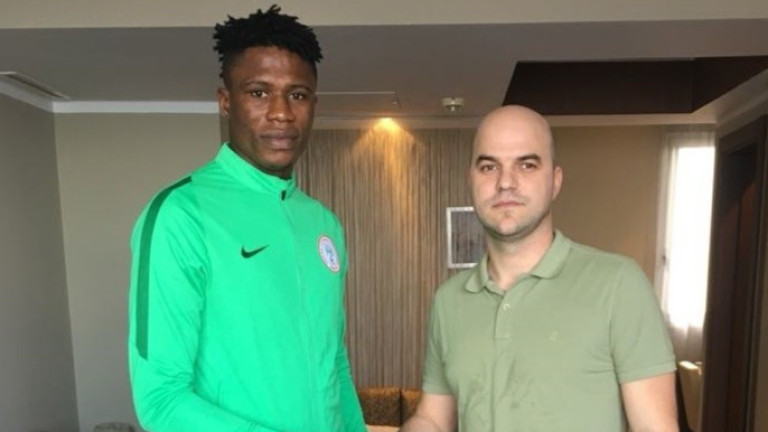Нов играч на Локо (Пловдив) се прибра в Нигерия