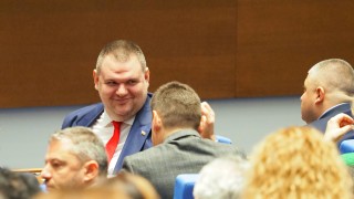 Лидерът на ДПС Ново начало Делян Пеевски обвини президента Румен Радев