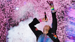 Петък е време за обичайната музикална селекция Започваме с