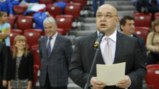 Кралев: Държавата няма да плати за щангистите 