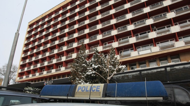 24-годишна жена е открита мъртва в х-л Рила в центъра