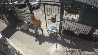 Мъж ограби дарения за болно 5 годишно дете в Бургас В