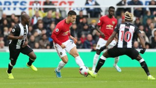 Нюкасъл нанесе трето поражение на Манчестър Юнайтед във Висшата лига