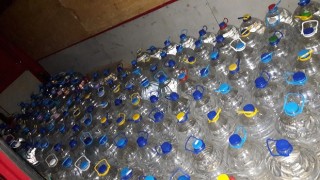 Откриха над 300 литра контрабанден алкохол в кола на АМ "Тракия"