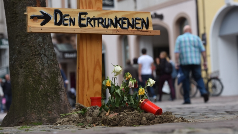 Дискотеки и клубове в Германия ограничават достъпа на чужденци