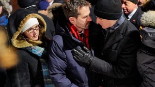 Хиляди жители на Квебек отдадоха почит на жертвите на стрелбата