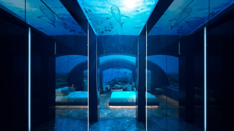 Така изглежда първият хотел под вода