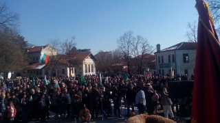 Протестиращи блокират прохода „Петрохан” 
