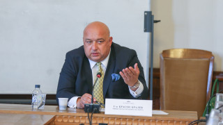 Министър Кралев: България ще вложи цялата си енергия за осъществяването на Мондиал 2030