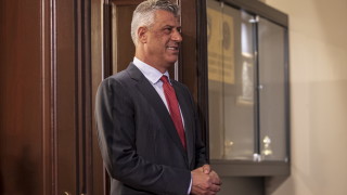 За първи път президентът на Косово Хашим Тачи се яви