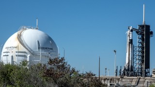 НАСА и SpaceX отложиха изстрелването на мисията Crew 10 което трябваше