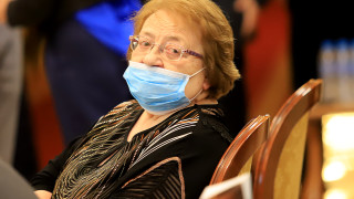 Ако трябва ще отложим отпадането на зеления сертификат Това заяви