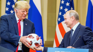 На фона на объркването и оглушителните викове за предателства и