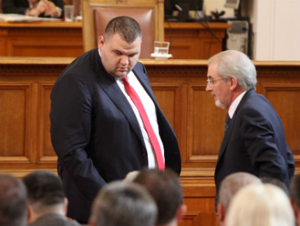Пеевски с номинации и от ДПС в Хасково и Кюстендил