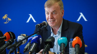 Мажоритарният собственик на Левски Наско Сираков излезе с официална позиция