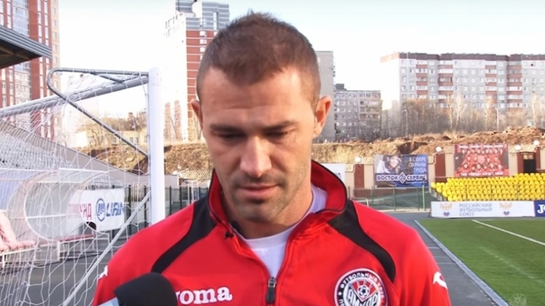 Георги Пеев спира с футбола, псува се грозно с треньора на Амкар