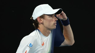 Алекс де Минор спечели турнира от категорията АТР 500 на