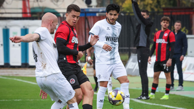 Ботев Враца победи Локомотив София с 1:0 в мач от