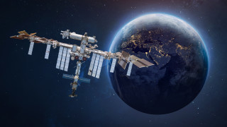 "Союз МС-25" се скачи с МКС