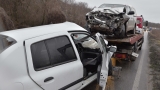 Още една тежка катастрофа по пътя София - Варна, един загинал и най-малко 7 пострадали