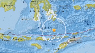 Индонезия предупреди за цунами след земетресение от 7 в Ломбок