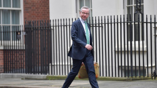 Преговорите между Лондон и Брюксел под въпрос заради коронавируса