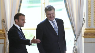 Украйна и Франция се съгласиха да "съживят споразуменията от Минск"